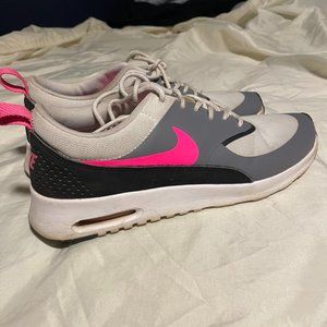 Women's nike sneakers